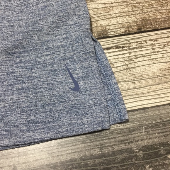 Nike Dri Fit Performance Hoodie Women’s L Blue Pullover Crop Relaxed - Picture 7 of 9